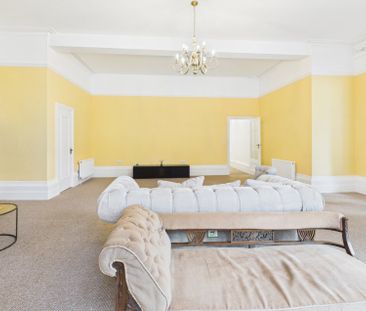 Fulmer Lane, Gerrards Cross, Buckinghamshire,SL9 - Photo 5