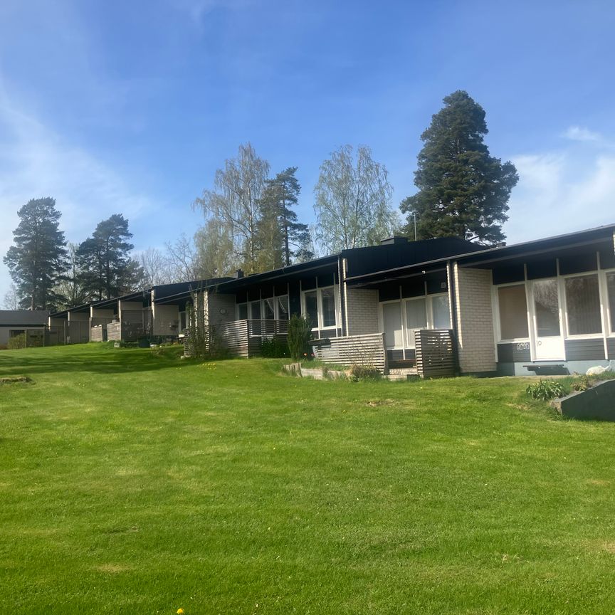 Fredslundsvägen, Mariestad - Photo 1