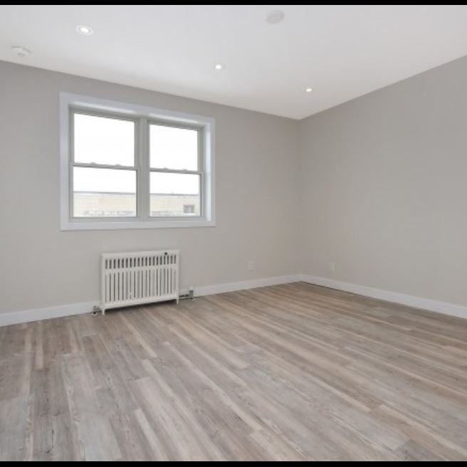 For Lease - 3411 Lake Shore Boulevard Unit# 4, Toronto, Ontario - Photo 1
