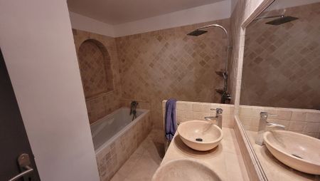 SORGUES 903, - Photo 2