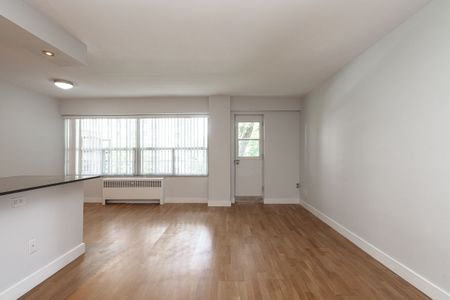 99 Tyndall Avenue - Photo 3