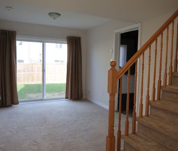 For Lease - 117 Gelderland Private, Kanata, Ontario - Photo 1