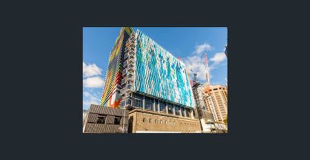 Modern 2 Bedroom Apartment In A Fantastic Location! - Photo 5