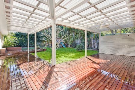 550 Warringah Road, - Photo 3