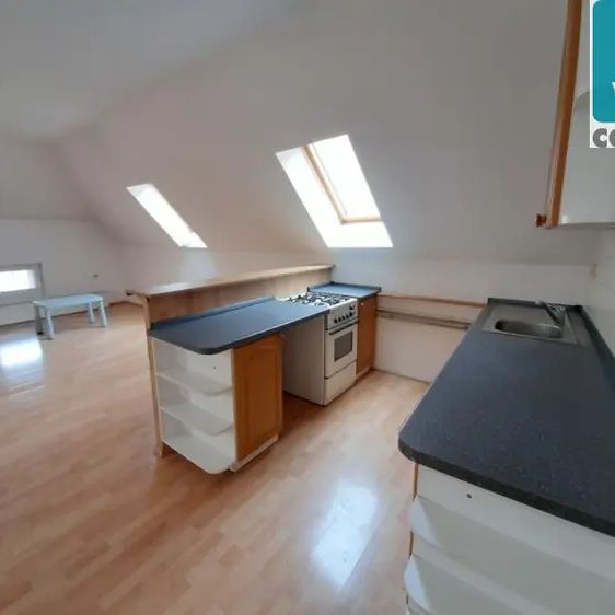 Pronájem - podkrovní byt 2+kk - Smetanovo nám. - Litomyšl - Photo 1