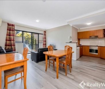 East Perth - Photo 3