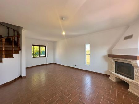 Lisboa, Lisbon 2655 - Photo 2