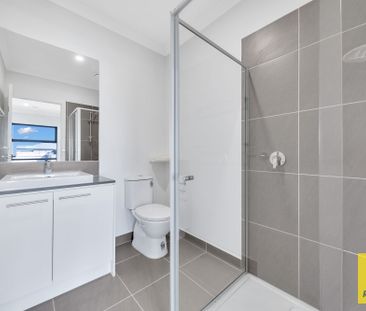 Comfortable Living in a Sought-After Tarneit Location! - Photo 6