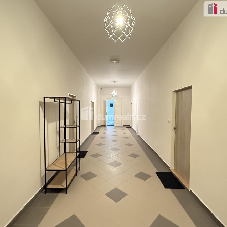Pronájem bytu 1+kk a garsoniéry 50 m² - Фото 1