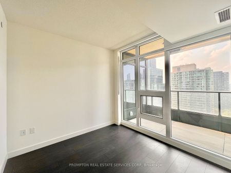 For Lease - 1 Concord Cityplace Way Unit# 3512, Toronto, Ontario - Photo 5