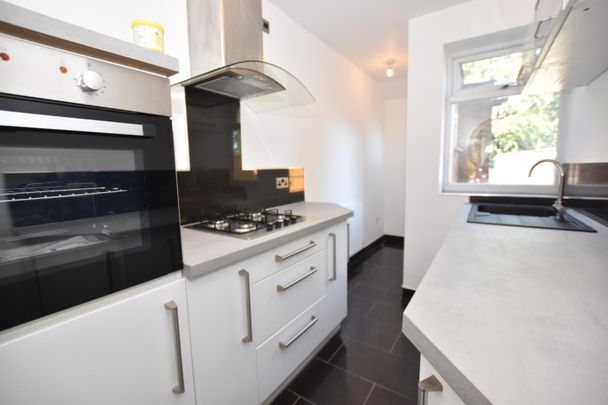 Wyken Croft, Coventry - Refurbished Traditional Mid Terrace - Photo 1
