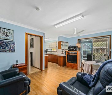 Tidy 3 bedroom home - Photo 3