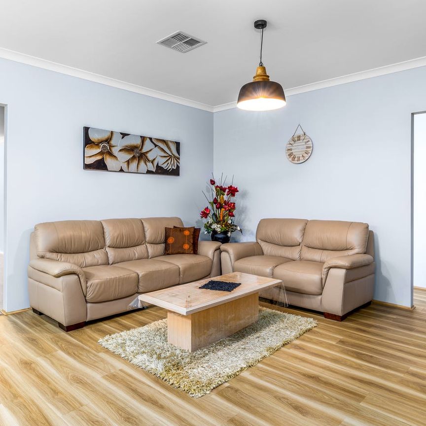 Fully Furnished Coastal Home - Photo 1