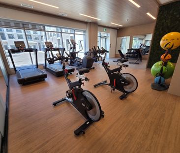 For Lease - 3250 Carding Mill Trail Unit# 211, Oakville, Ontario - Photo 5