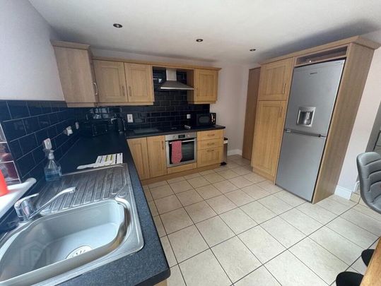 100 Dunluce Avenue, Belfast, BT9 7AZ - Photo 1