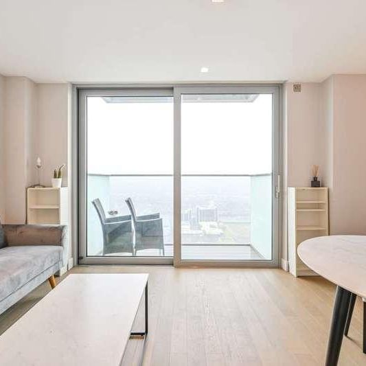 Pan Peninsula, Canary Wharf, E14 - Photo 1