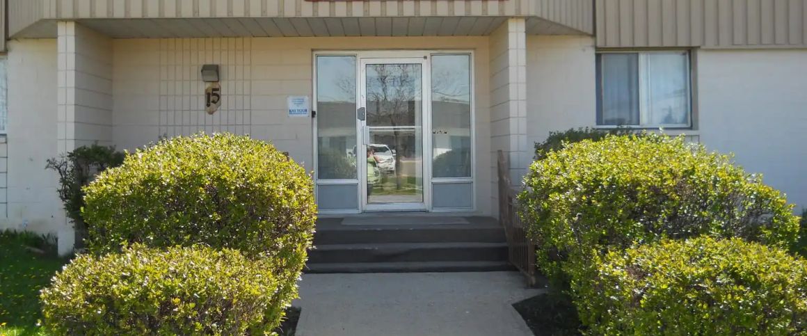 15 Mandalay Drive — 206 - Photo 1