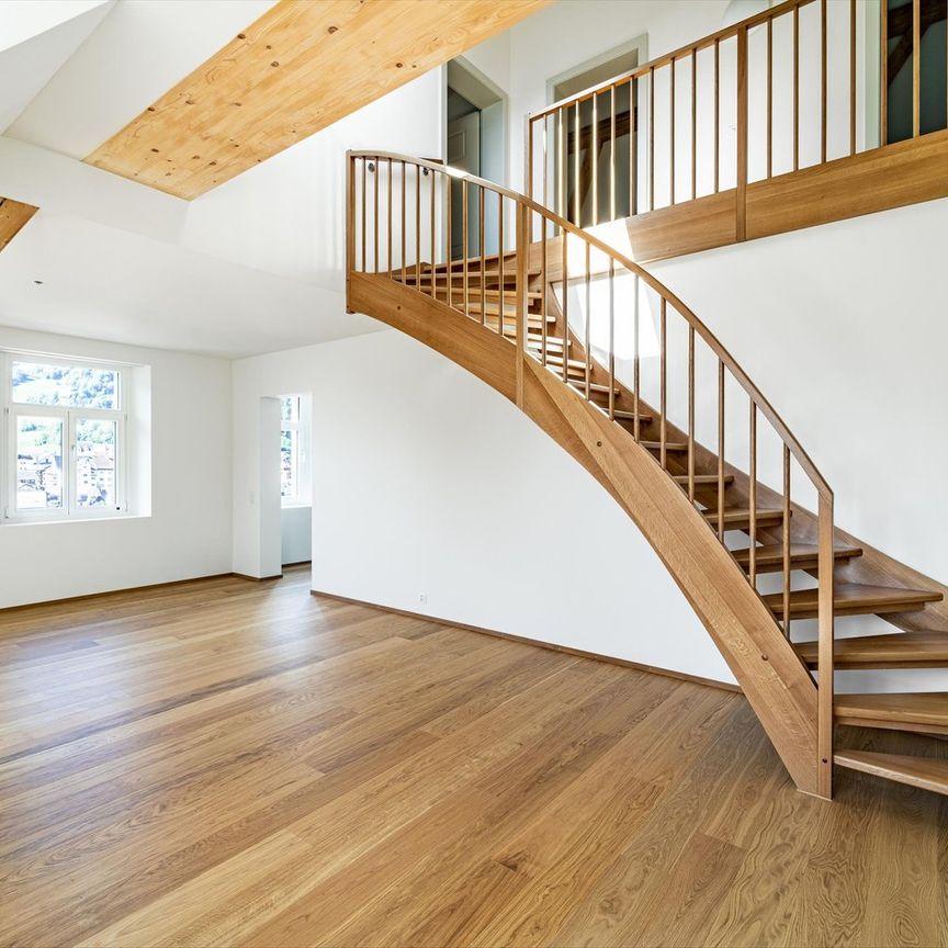 "Exklusive Wohnen - zwei Nettomietzinse + 6 Monate Einstellplatz geschenkt" - Foto 1