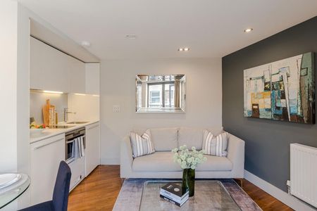 Lovat Lane - Photo 3