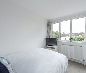 5 bedroom semi-detached house to rent - Photo 5