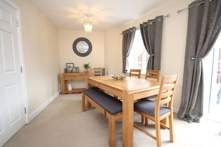3 Bedroom House to let - Photo 3