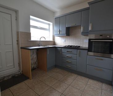 2 bedroom terraced house to rent - Photo 5