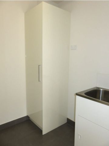 Spacious 3-Bedroom Home in Epping - Photo 4