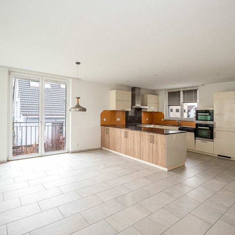 3.5 Zimmer, 130 m², 1. Stock - Photo 1