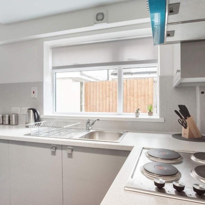 5 bedroom house to rent - Photo 1