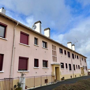 Location Appartement 3 pièces 70m² - Photo 1