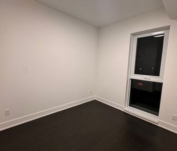 For Lease - 8 Manor Road Unit# 409, Toronto, Ontario - Photo 1