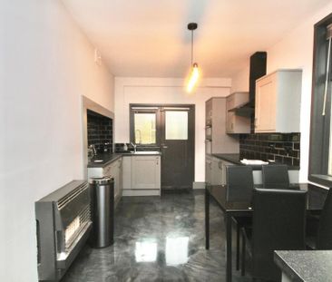 3 bedroom terraced house to rent - Photo 6