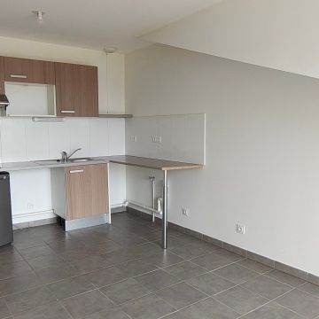 Location Appartement 2 pièces 48m² MONDONVILLE 31700 - Photo 1