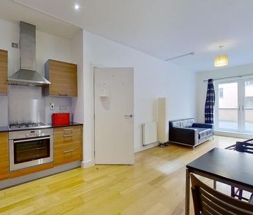 1 bedroom flat to rent - Photo 1