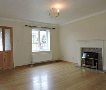 2 Bedroom Semi-Detached House - Photo 1