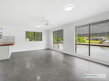 Waterfront Duplex Living - PLEASE NOTE ALL INSPECTIONS ARE ON NSW TIME - Photo 2