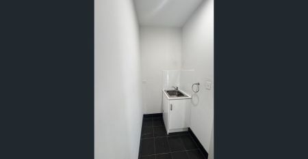 Stylish 3-Bedroom Townhouse in Lightsview’s Premier Location 133 East Parkway, Lightsview SA 5085 - Photo 5