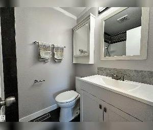 3 Bed 1 Bath Upper Suite Fraser Edmonton - Photo 4