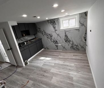 For Lease - 13 Hollingworth Drive, Toronto, Ontario - Photo 2