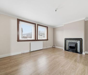 2 bedroom semi-detached bungalow to rent - Photo 2