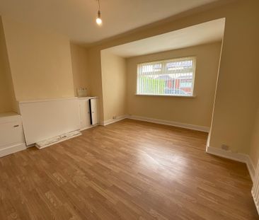 30 Prestwick Park, Belfast, BT14 6PJ - Photo 2
