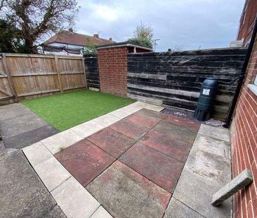 Pine Grove, Hartlepool, TS24 - Photo 1