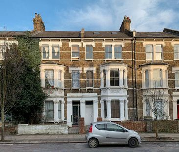 Studio to rent - Photo 2