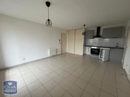 Location Appartement 2 pièces 45m² DANJOUTIN 90400 - Photo 2