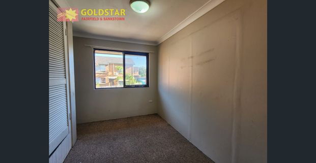 3 BEDROOM TOWNHOUSE IN PRIME LOCATION - Photo 1