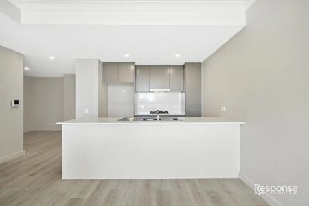 “Convenient & Comfortable Living in the Heart of Baulkham Hills” - Photo 5