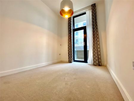 Invicta, Millennium Promenade, Bristol, BS1 - Photo 2