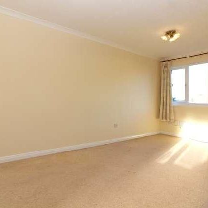 Walnut Tree - A Well Presented Bedroom Home, MK7 - Photo 1