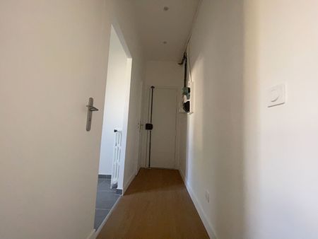 Appartement Ris Orangis 1 pièce(s) 20.79 m2 - Photo 2