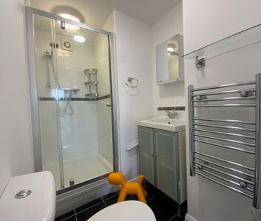 2 bedroom apartment to rent - Photo 6